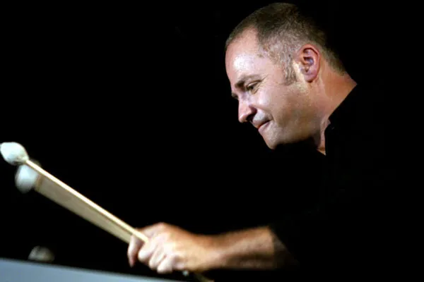 Robert Pelletier aux percussions